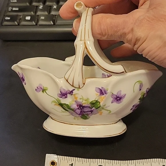 Norcrest small floral Basket - Picture 2 of 6